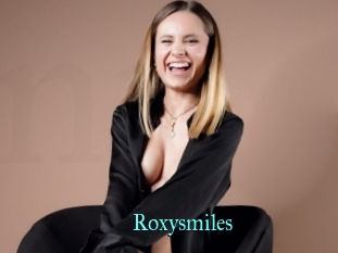 Roxysmiles